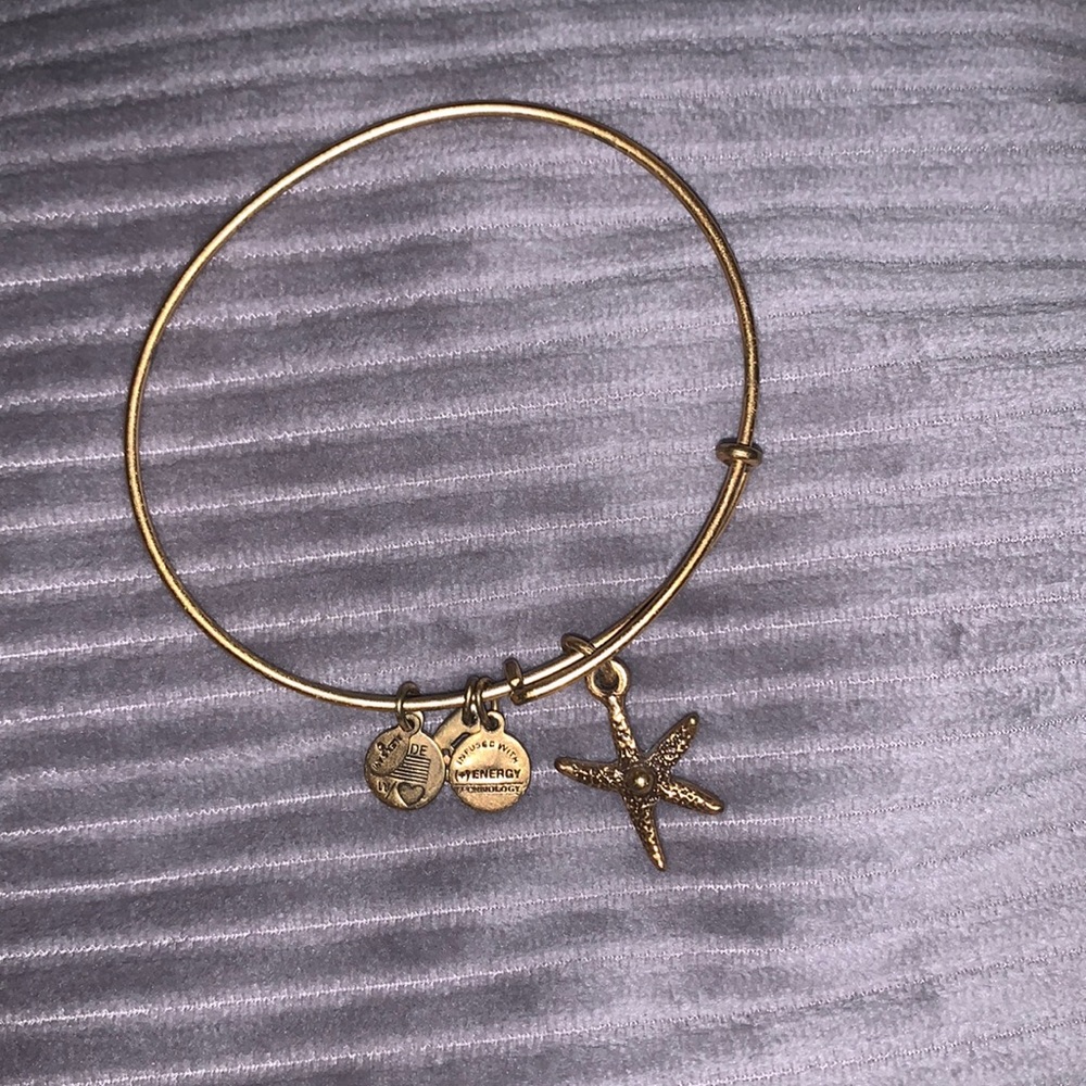 Starfish alex and ani bracelet!